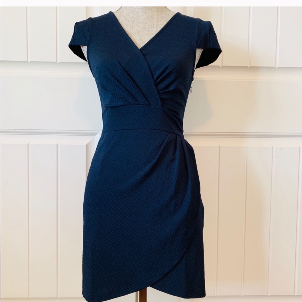Navy blue only worn once for virtual interview